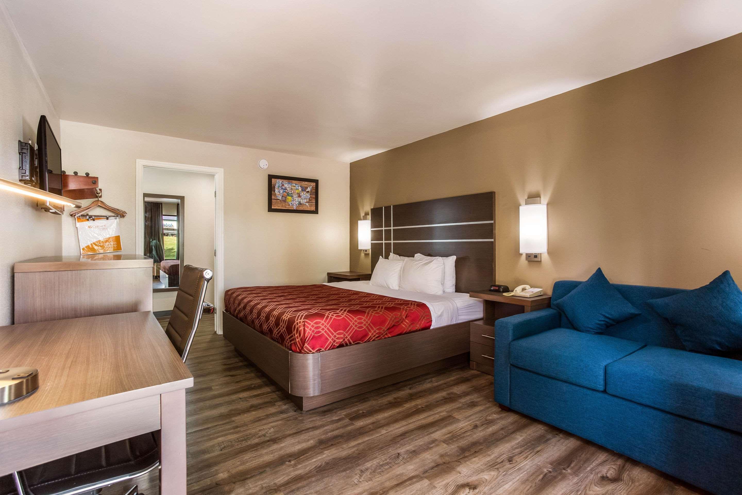 Econo Lodge Inn & Suites מורפריסבורו מראה חיצוני תמונה
