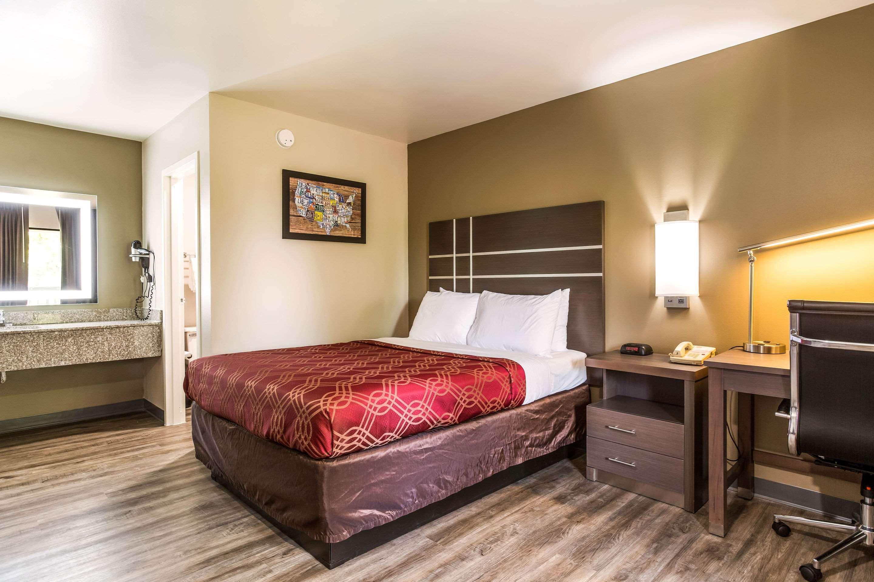 Econo Lodge Inn & Suites מורפריסבורו מראה חיצוני תמונה