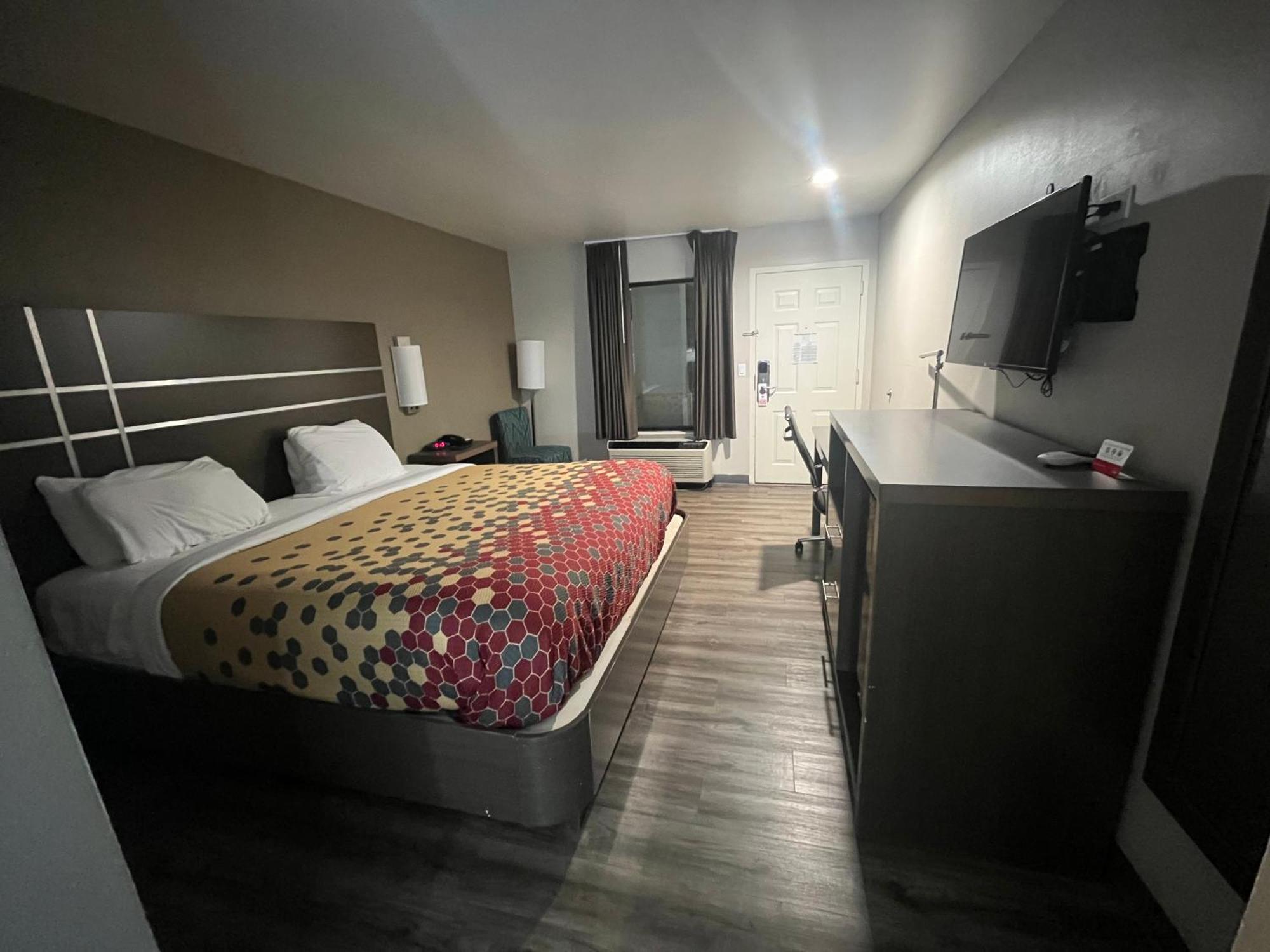 Econo Lodge Inn & Suites מורפריסבורו מראה חיצוני תמונה