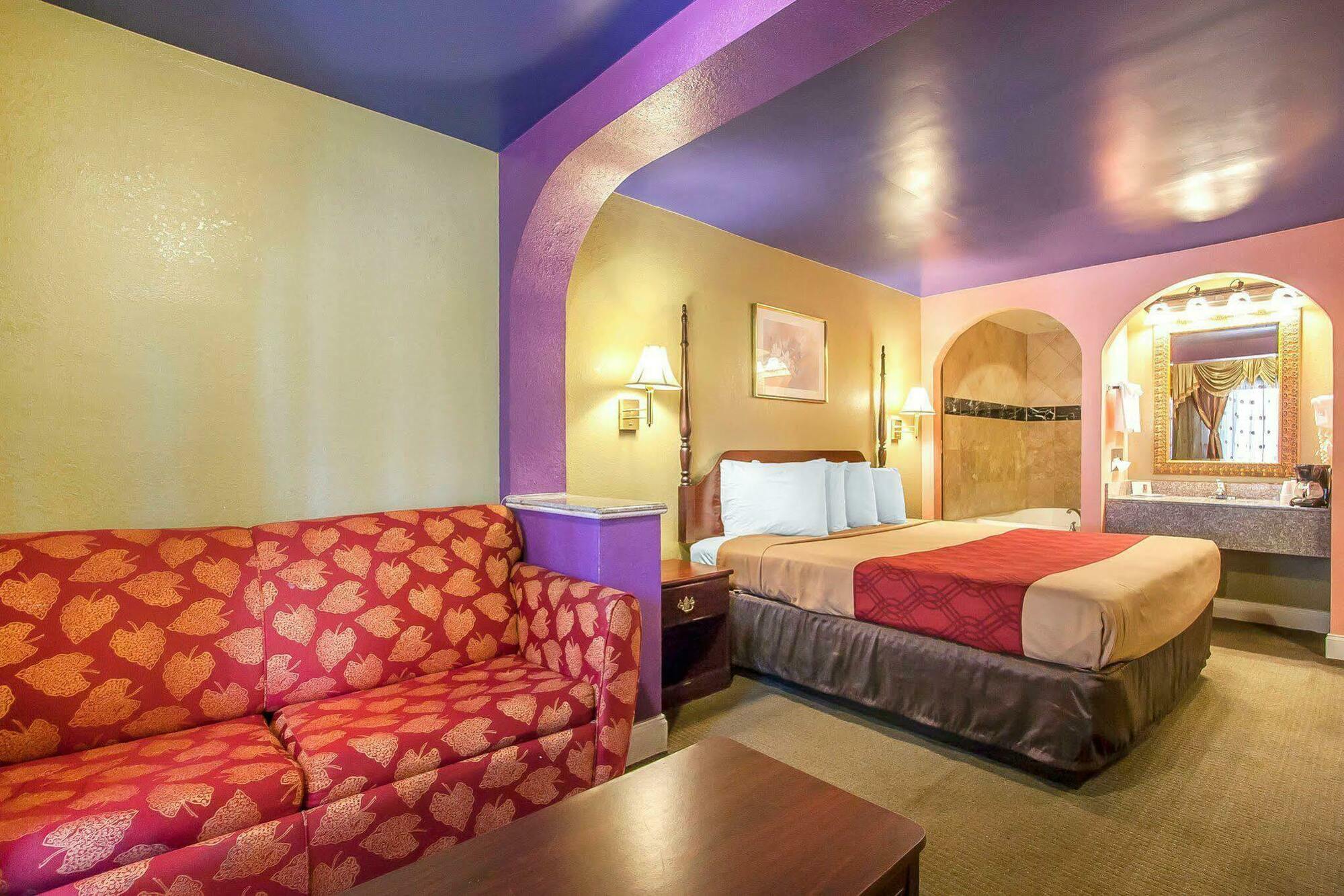 Econo Lodge Inn & Suites מורפריסבורו מראה חיצוני תמונה
